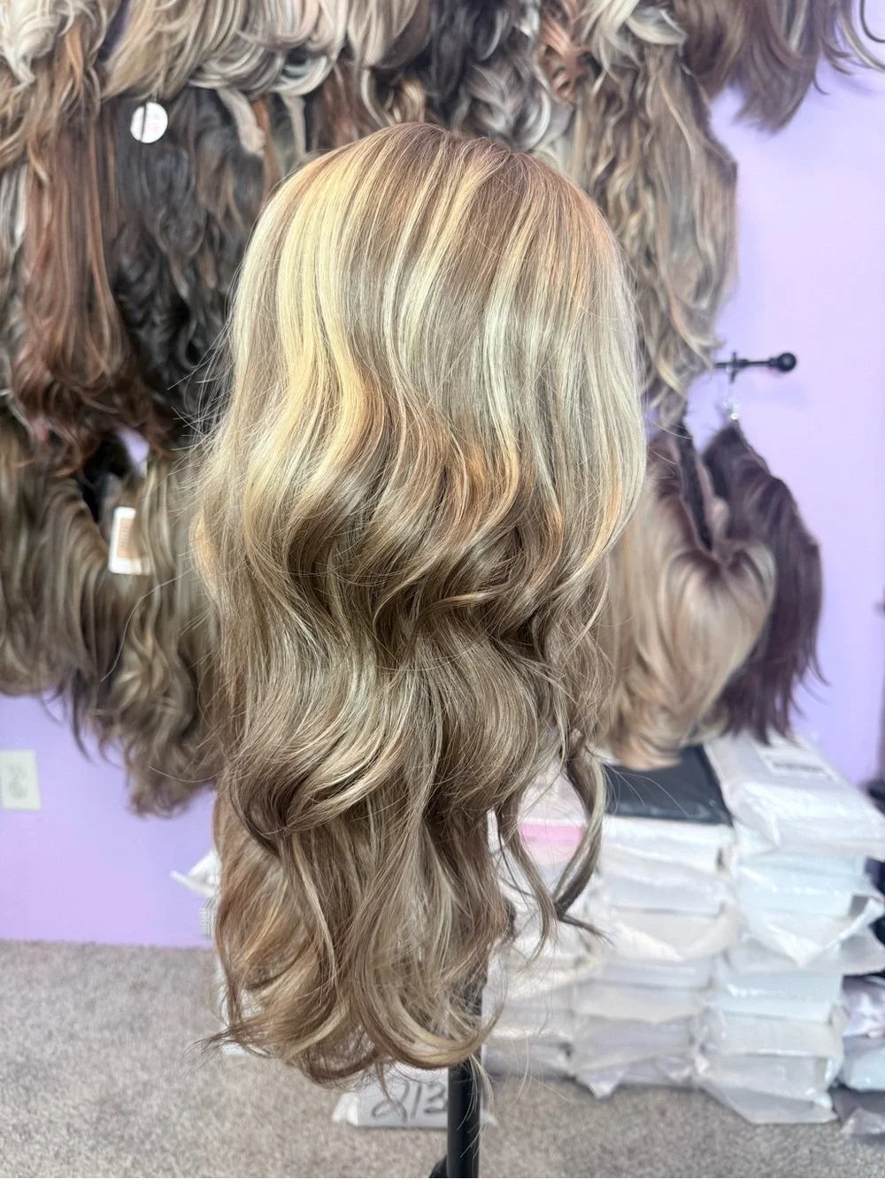 Lady Grayy Blonde Highlighted Wavy Wig with Bangs - Natural Blonde